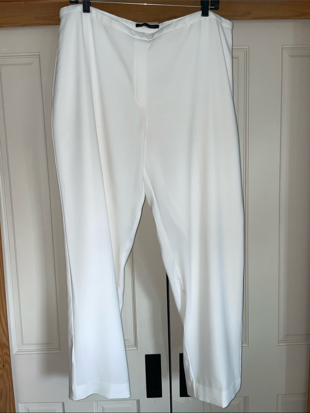 Elie Tahari White Women's Pants
